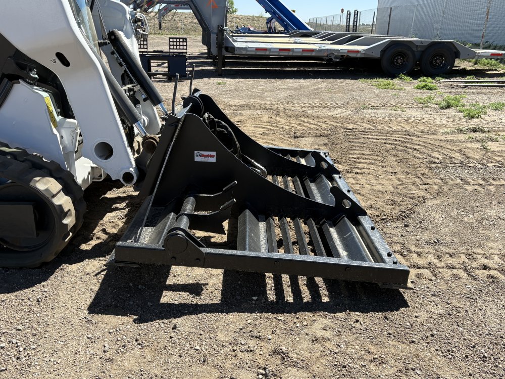 84" Land Leveler W/Scarifier