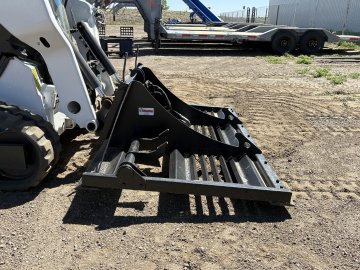 84" Land Leveler W/Scarifier