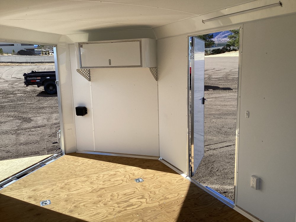 8.5'x22' NEO Enclosed Cargo