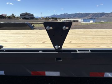 7'x22' Lamar Equipment