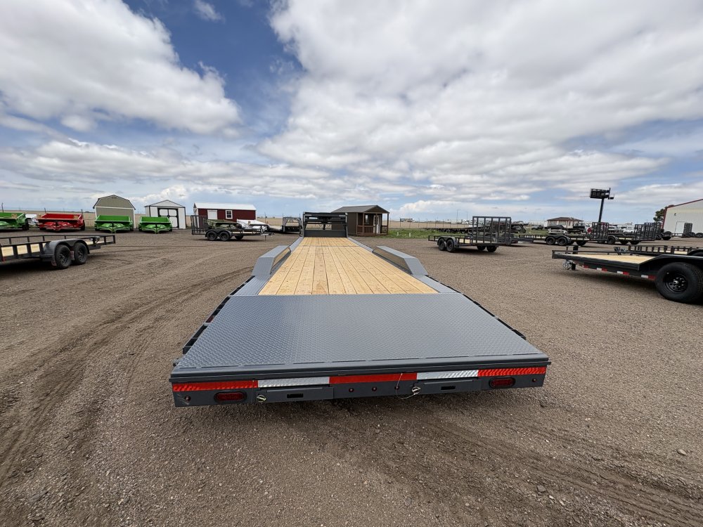 8.5'x40' Lamar Flatbed