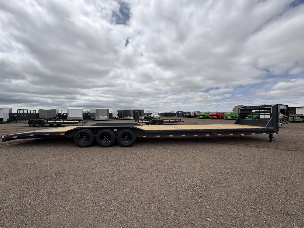 8.5'x40' Lamar Flatbed