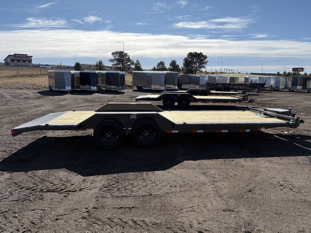 8.5'x22' Lamar Equipment