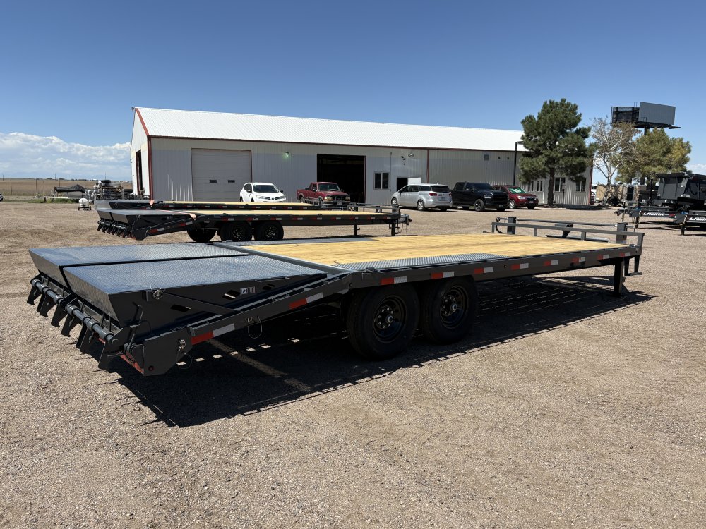 8.5'x22' Lamar Flatbed
