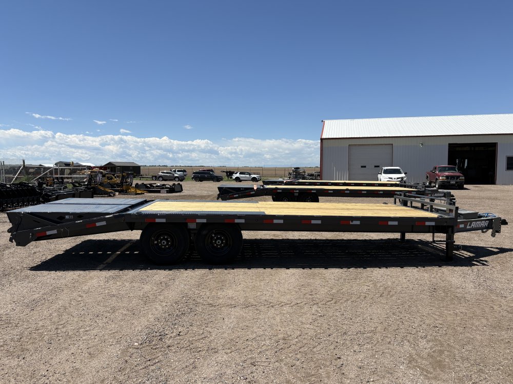 8.5'x22' Lamar Flatbed