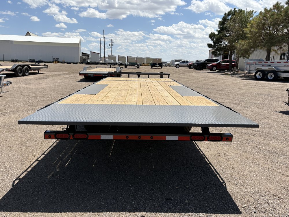 8.5'x24' Lamar Flatbed