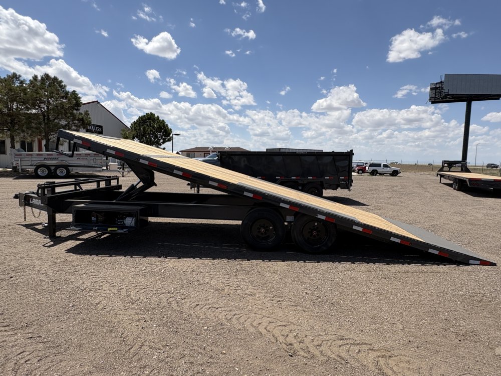 8.5'x24' Lamar Flatbed