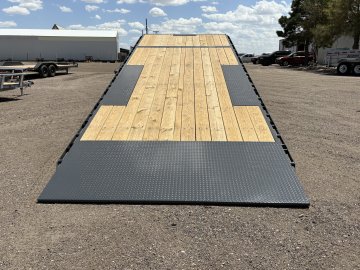 8.5'x24' Lamar Flatbed