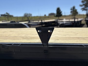 7'x20' Lamar Equipment