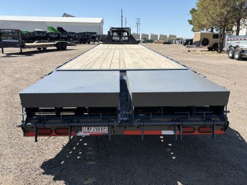 8.5'x40' Lamar Flatbed