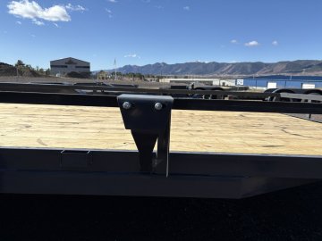 7'x18' Lamar Utility