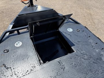 8.5'x22' RawMaxx Flatbed