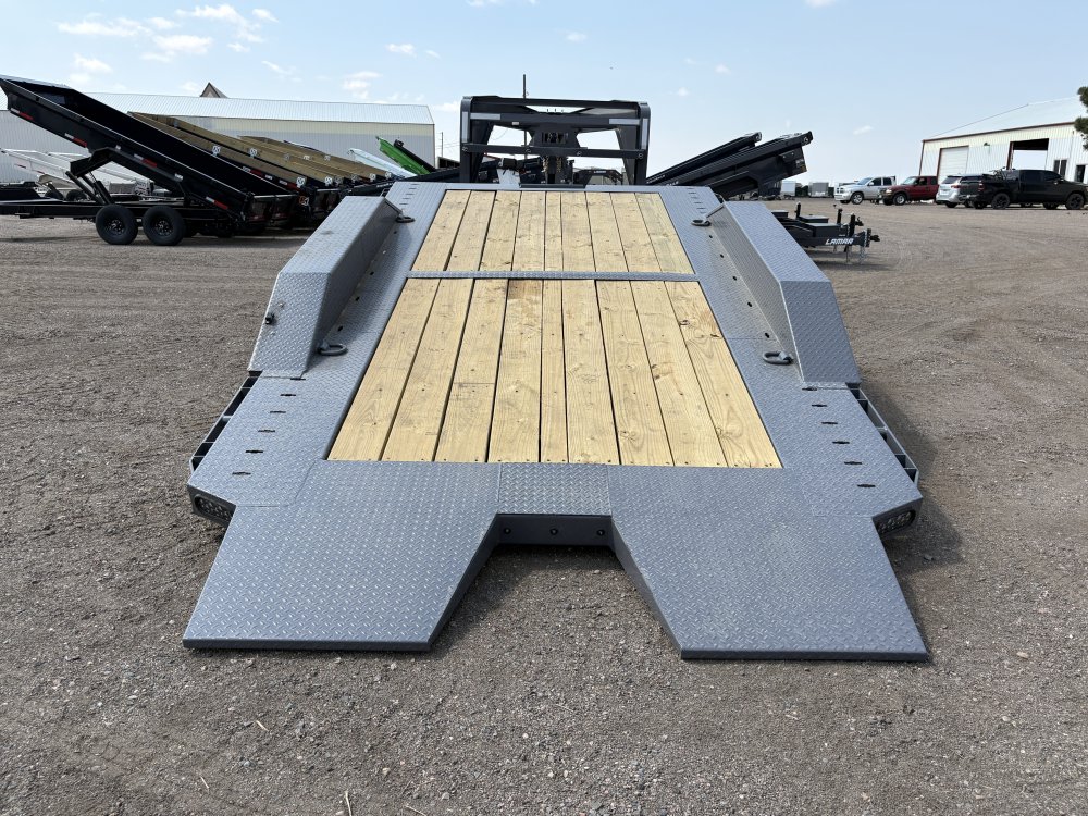 8.5'x24' RawMaxx Tilt Deck