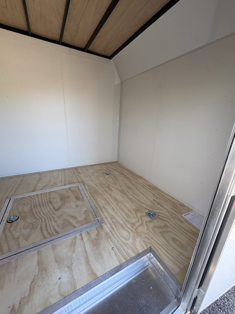 8.5'x20' United