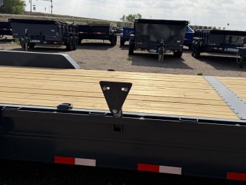 7'x24' Lamar Equipment