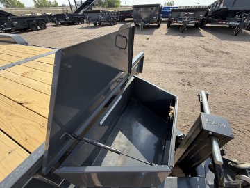 7'x24' Lamar Equipment