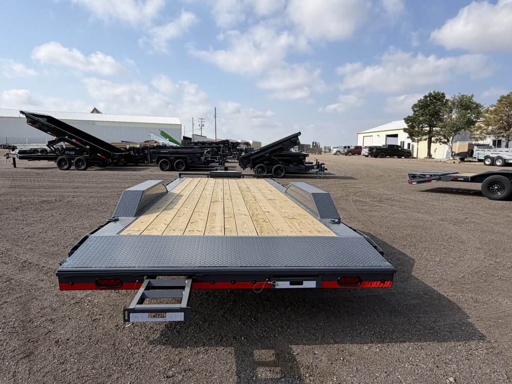 8.5'x22' Lamar Equipment