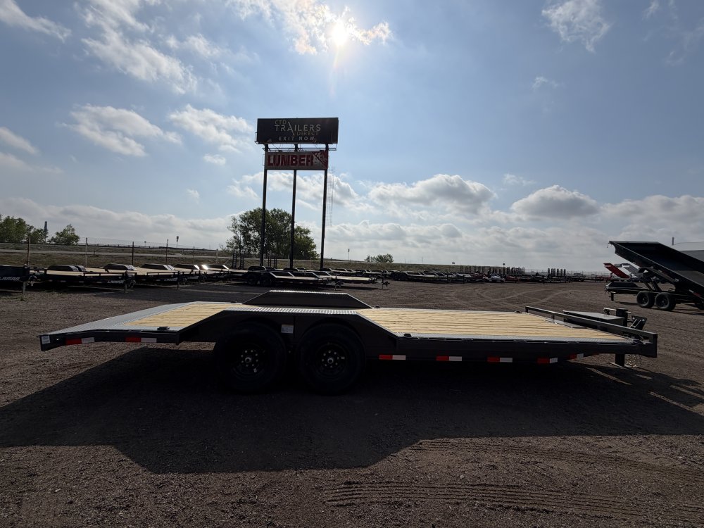 8.5'x22' Lamar Equipment