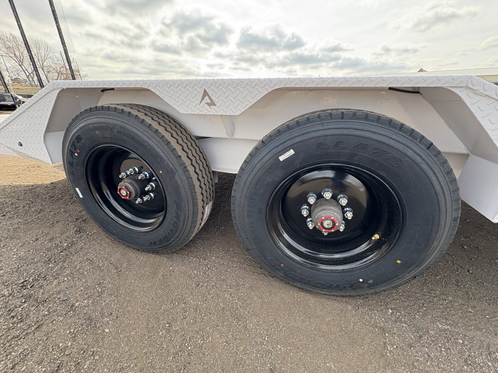 8.5'x28' RawMaxx Flatbed