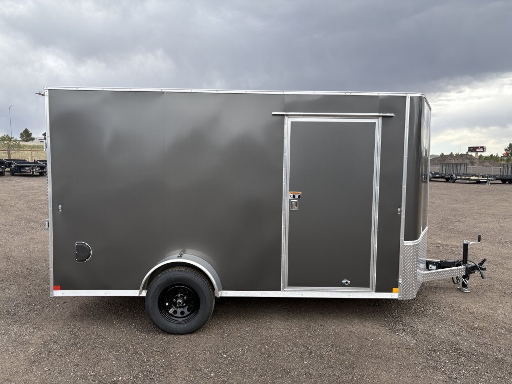 7'x12' Big Horn Enclosed Cargo