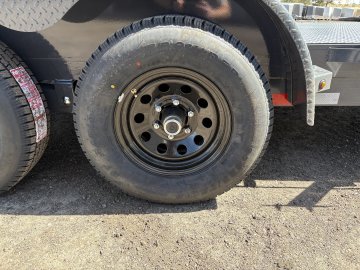 7'x18' Lamar Equipment