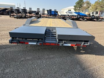 8.5'x24' Lamar Equipment