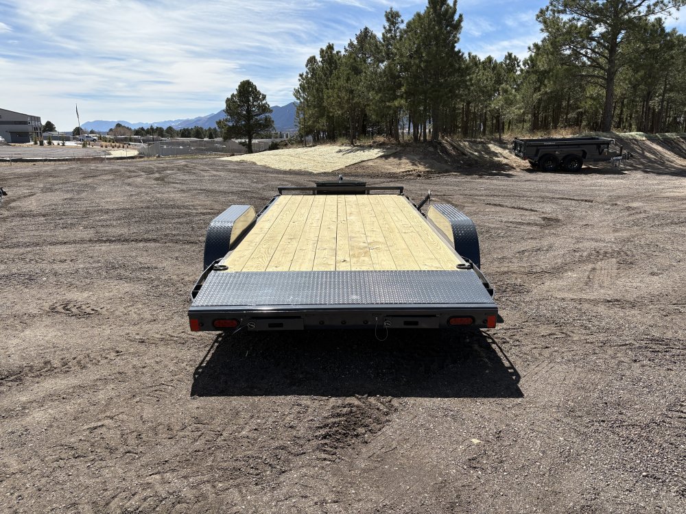 7'x18' Lamar Equipment