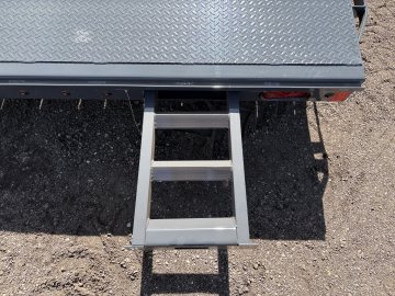 7'x18' Lamar Equipment