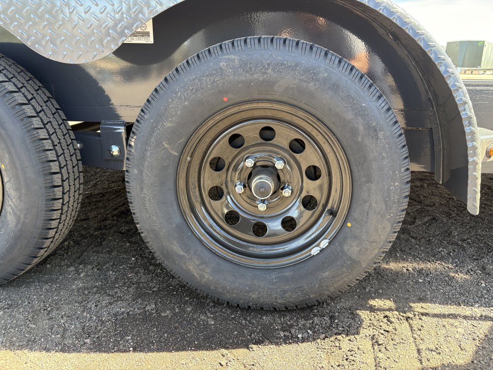 7'x18' Lamar Equipment