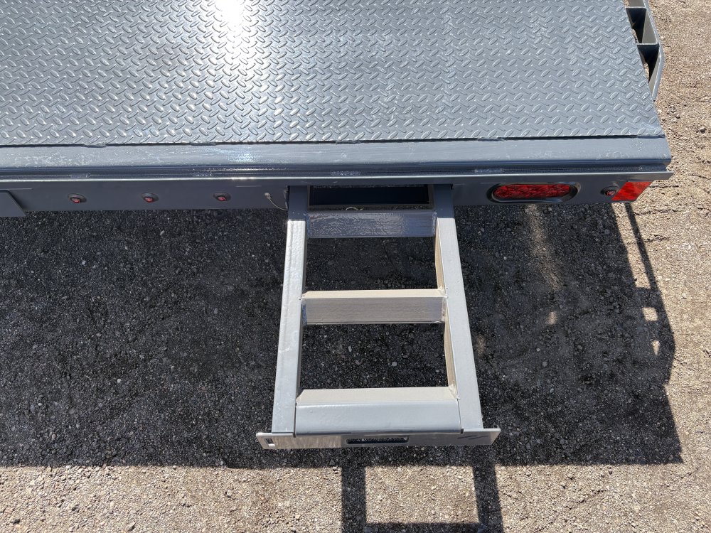 7'x18' Lamar Equipment