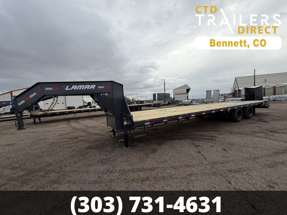 8.5'x32' Lamar Flatbed