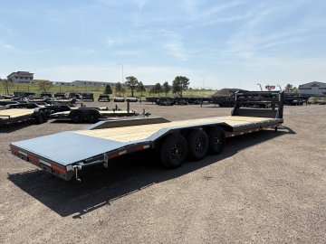 8.5'x32' Lamar Equipment