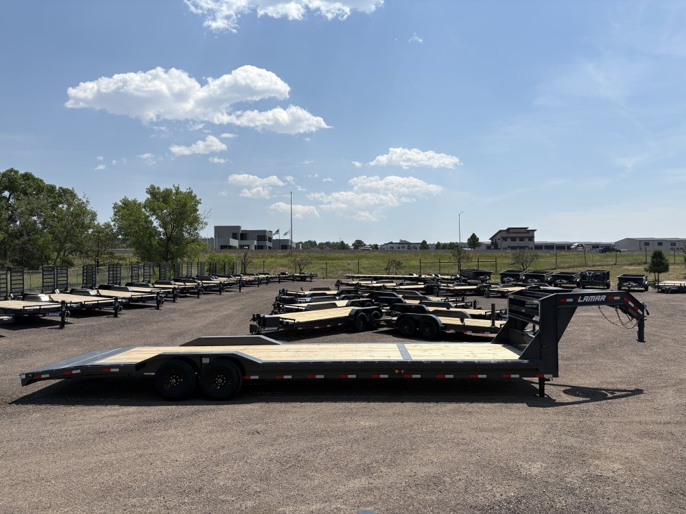 8.5'x32' Lamar Equipment