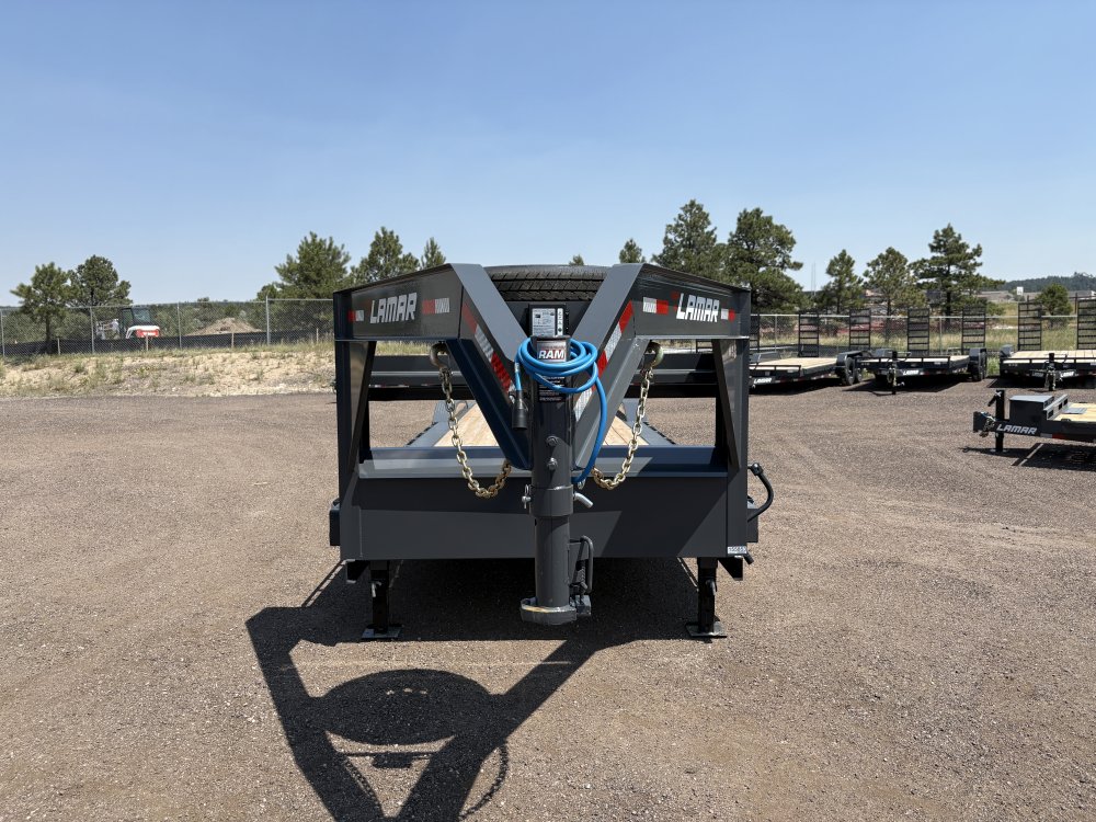 8.5'x32' Lamar Equipment
