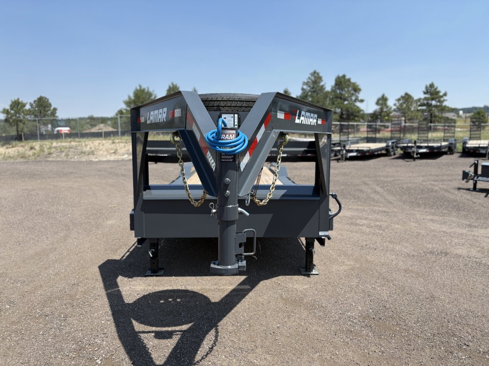 8.5'x28' Lamar Equipment