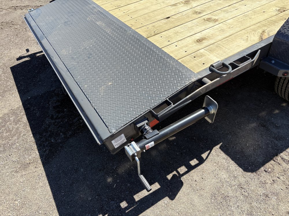 7'x18' Lamar Equipment