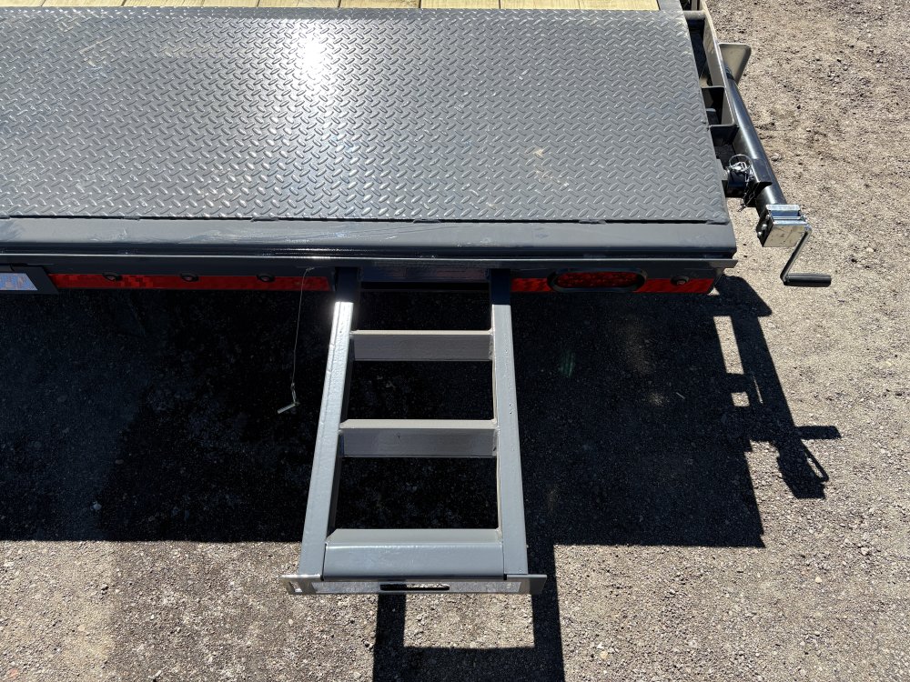 7'x18' Lamar Equipment