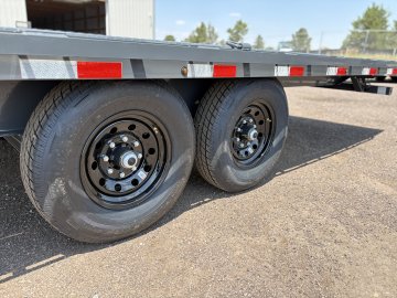 8.5'x26' Lamar Flatbed