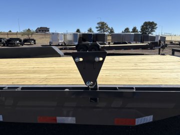 7'x18' Lamar Equipment