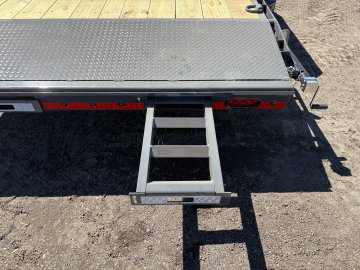 7'x18' Lamar Equipment