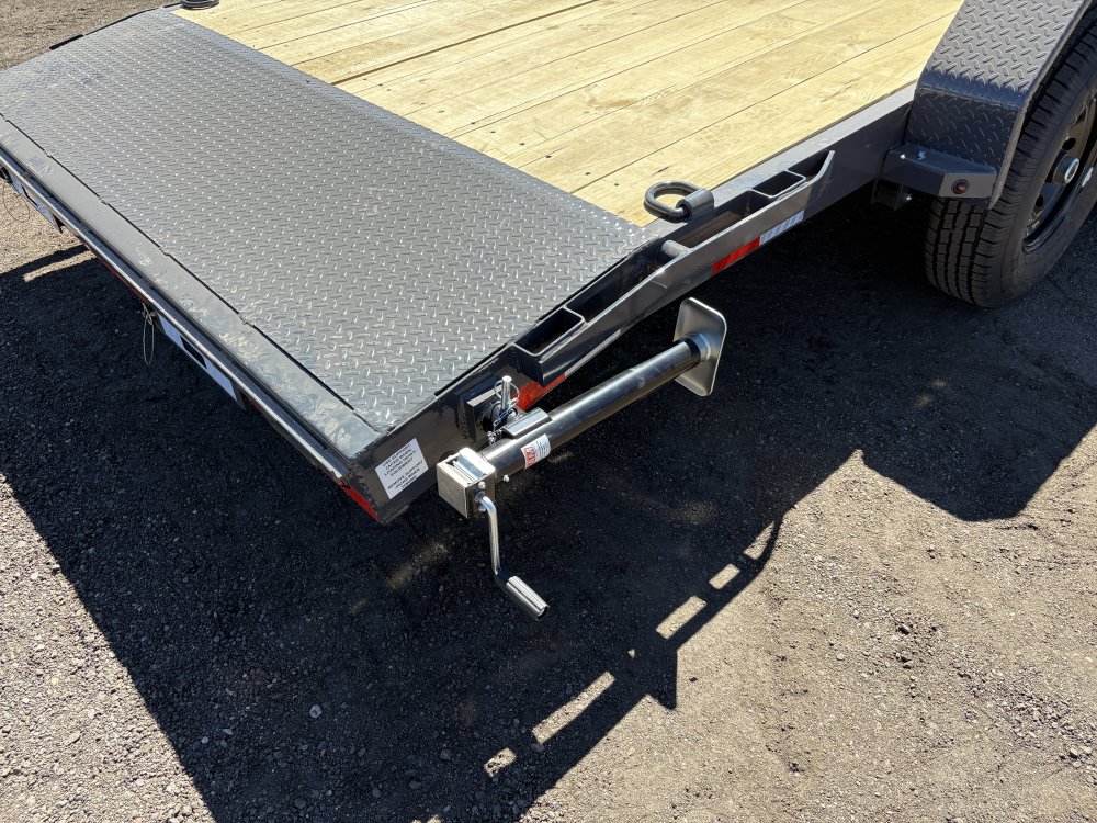 7'x20' Lamar Equipment