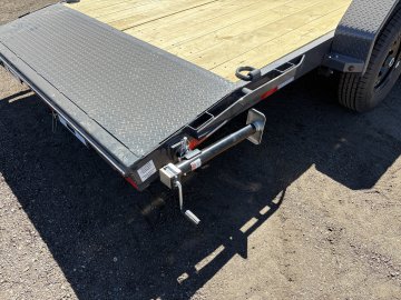 7'x20' Lamar Equipment