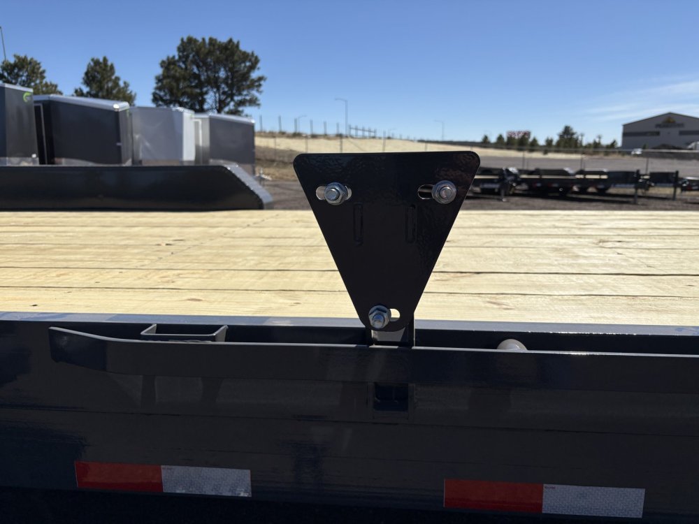 7'x20' Lamar Equipment