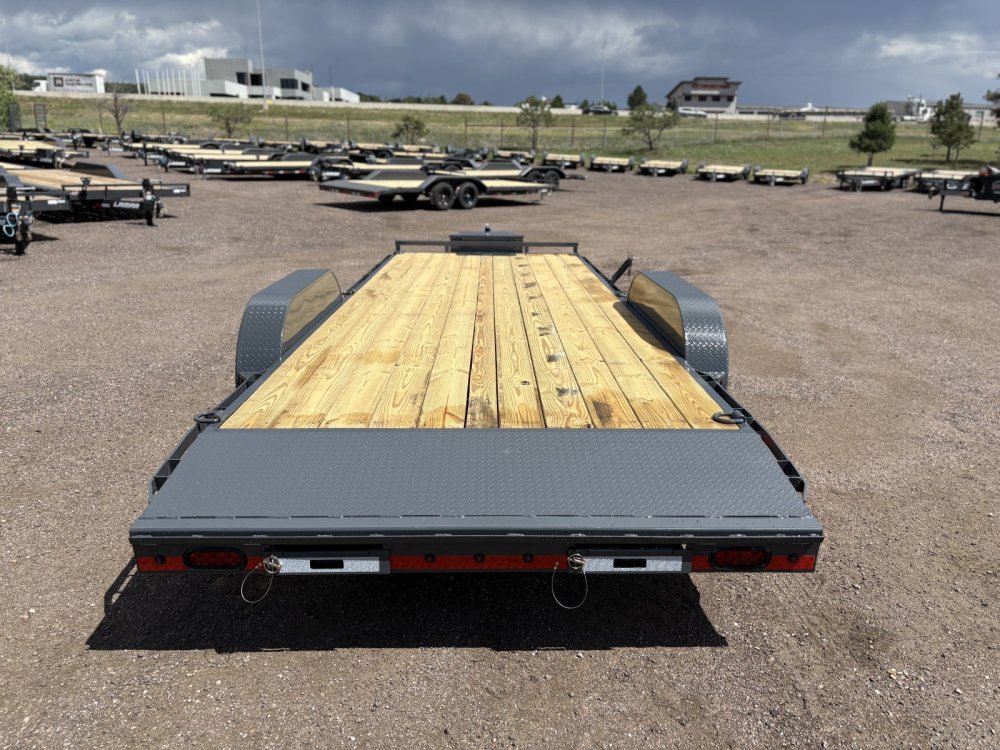 7'x22' Lamar Equipment