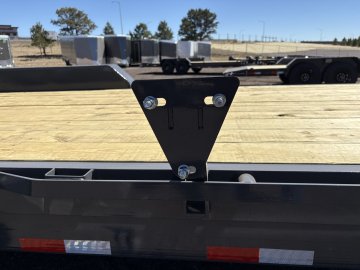 7'x20' Lamar Equipment