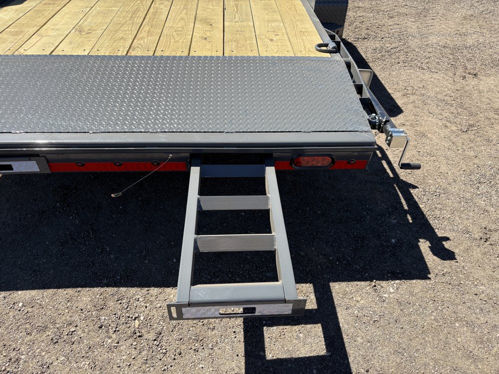 7'x20' Lamar Equipment