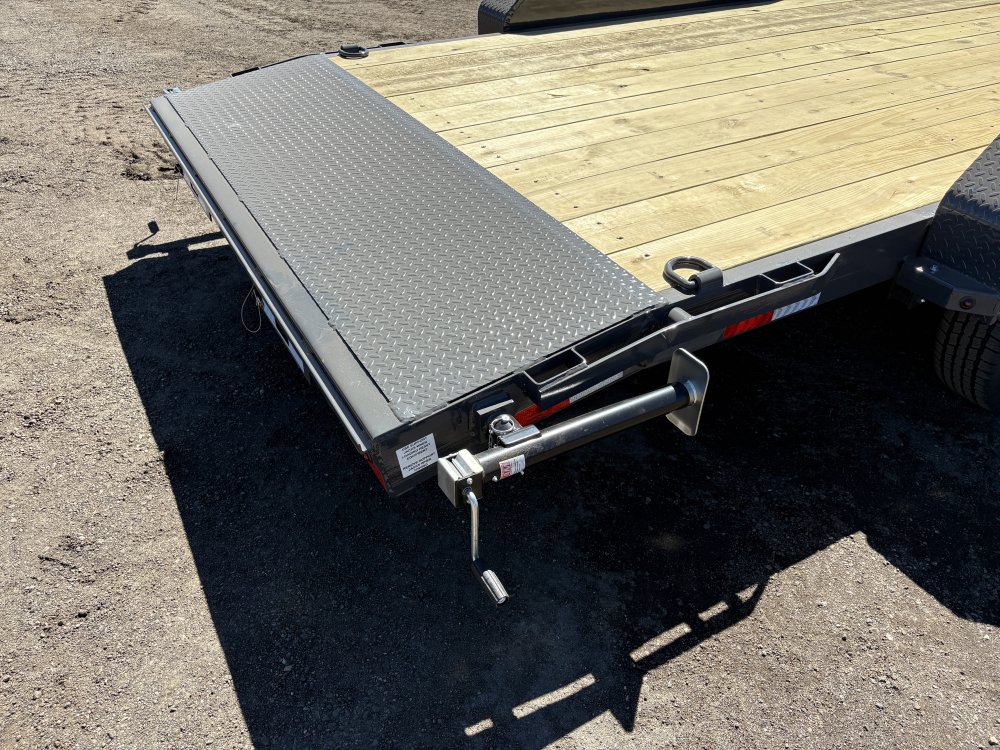 7'x20' Lamar Equipment