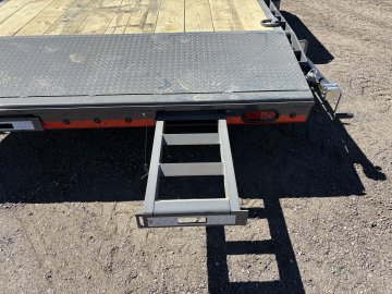 7'x22' Lamar Equipment