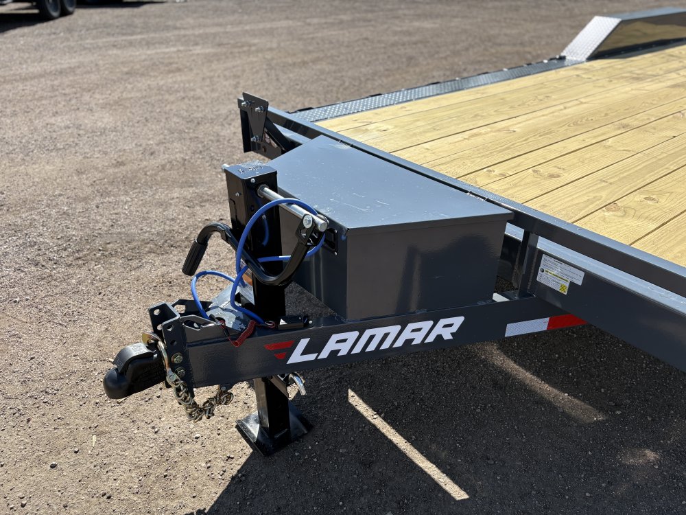8.5'x22' Lamar Equipment