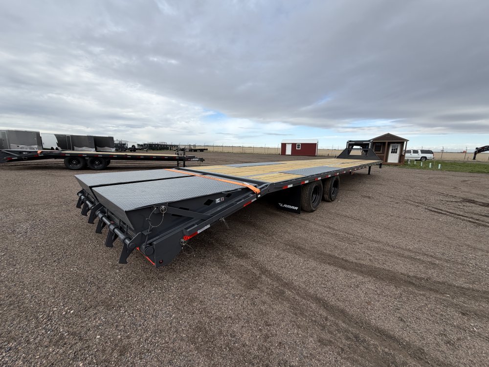 8.5'x40' Lamar Flatbed